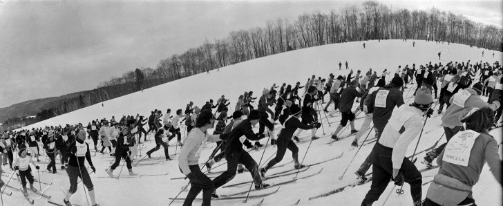 Bang and everyone charges off across the hay field. The Washington's Birthday Race circa 1971 or so. Credit: Spencer Grant