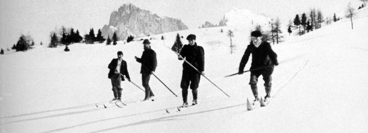Early One Pole Skiers
